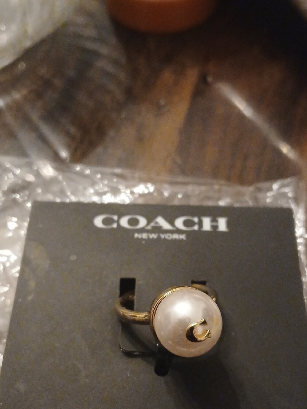 Coach Gold Tone Ring with Cream Pearl Accent Nwt - Picture 2 of 3